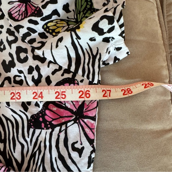 Women's Medical Nursing Scrub. Zebra Print W/Multicolored Butterflies. 2… - Picture 5 of 5